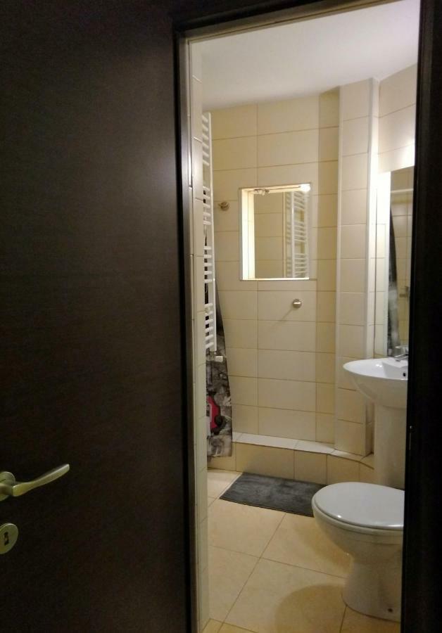 Ferienwohnung Cozy Downtown Oasis Bukarest Exterior foto