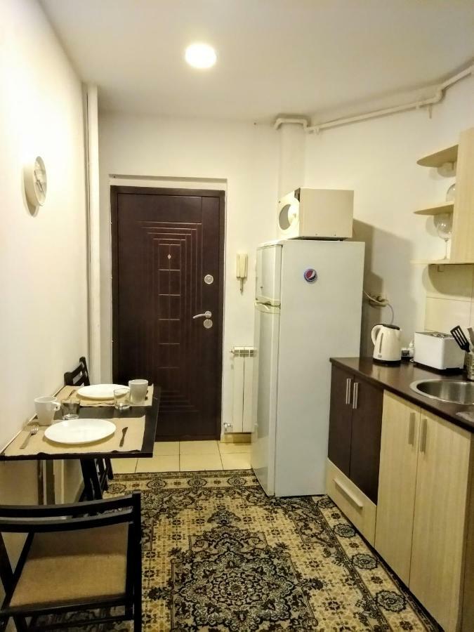 Ferienwohnung Cozy Downtown Oasis Bukarest Exterior foto