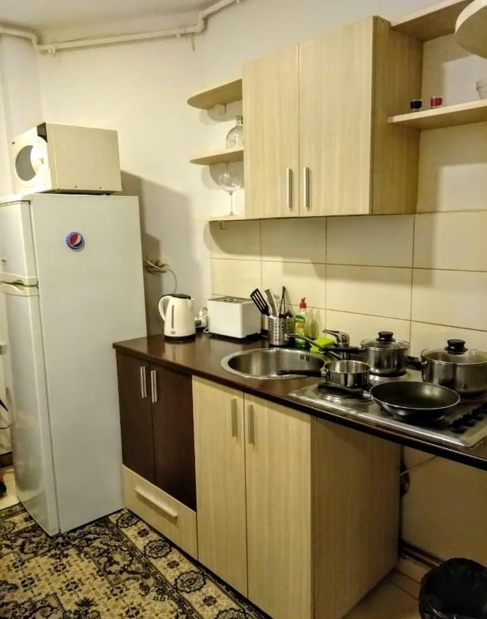 Ferienwohnung Cozy Downtown Oasis Bukarest Exterior foto